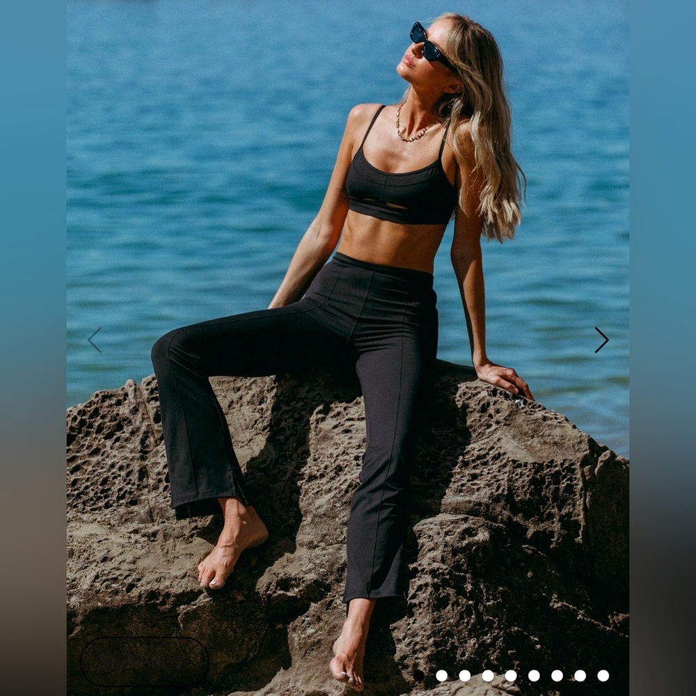 NWT LSpace Rush Bra in Black Size Small Luxury Athleisure Sports Bra